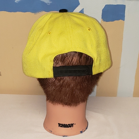 4 marvel themed hats - Picture 15 of 16